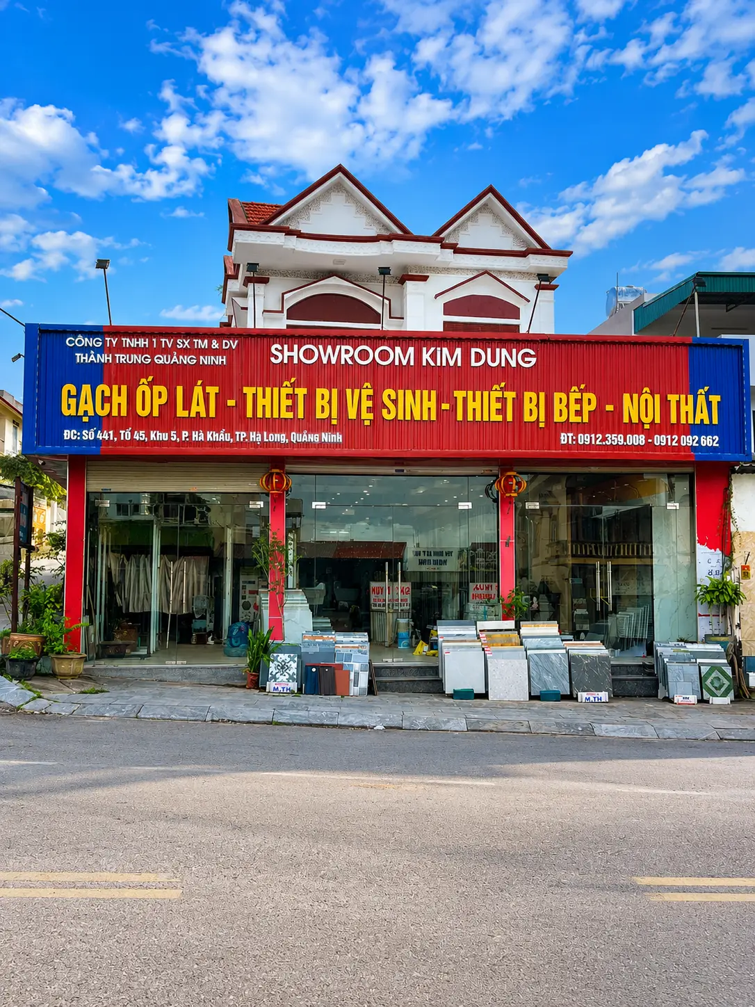 Mặt tiền Showroom Kim Dung tại số 441, Tổ 45, Khu 5, P. Hà Khẩu, TP. Hạ Long, Quảng Ninh